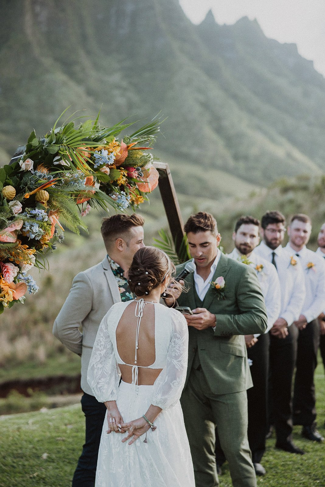 t-s-kualoa-ranch-hawaii-wedding-5101.jpg