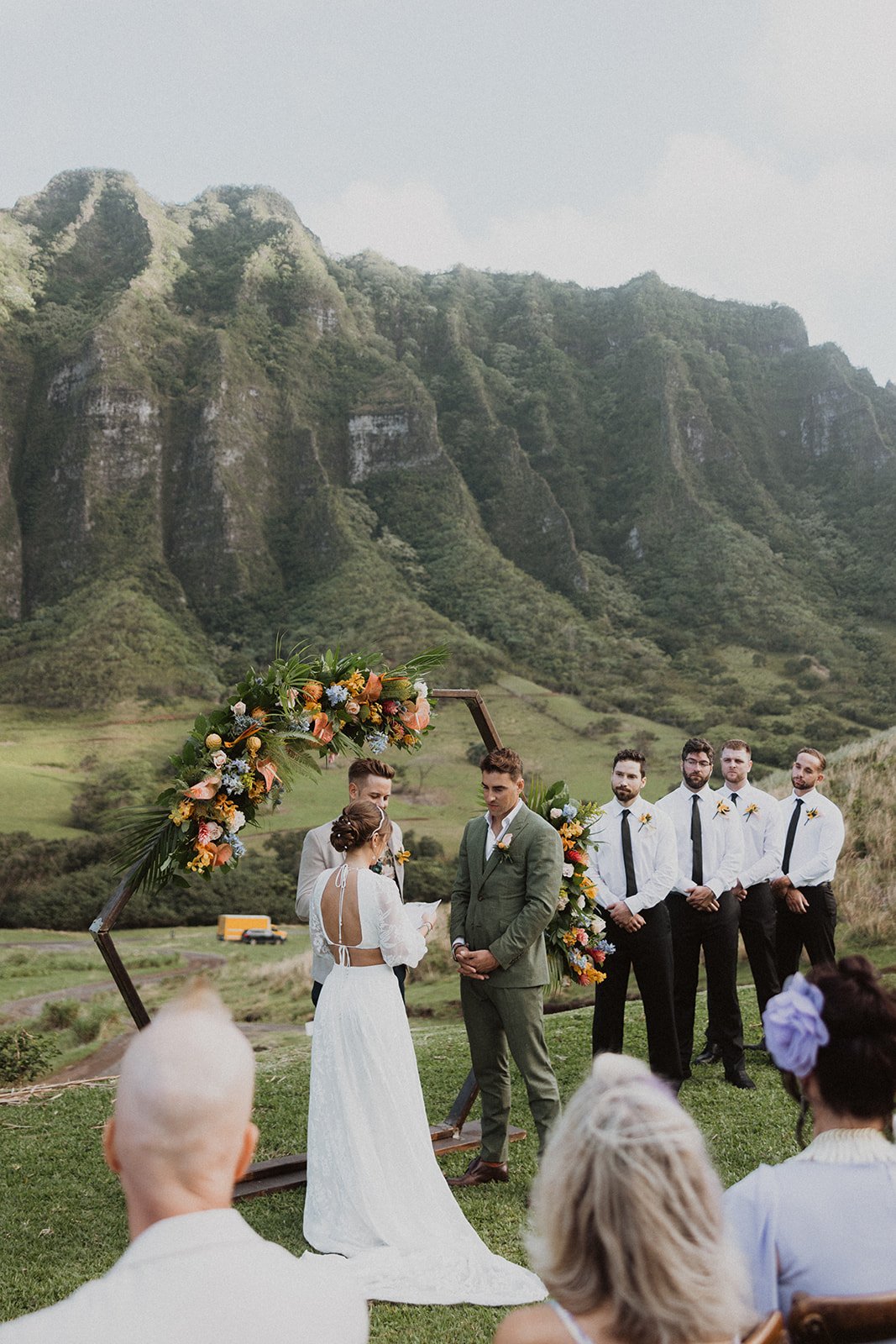 t-s-kualoa-ranch-hawaii-wedding-5181.jpg