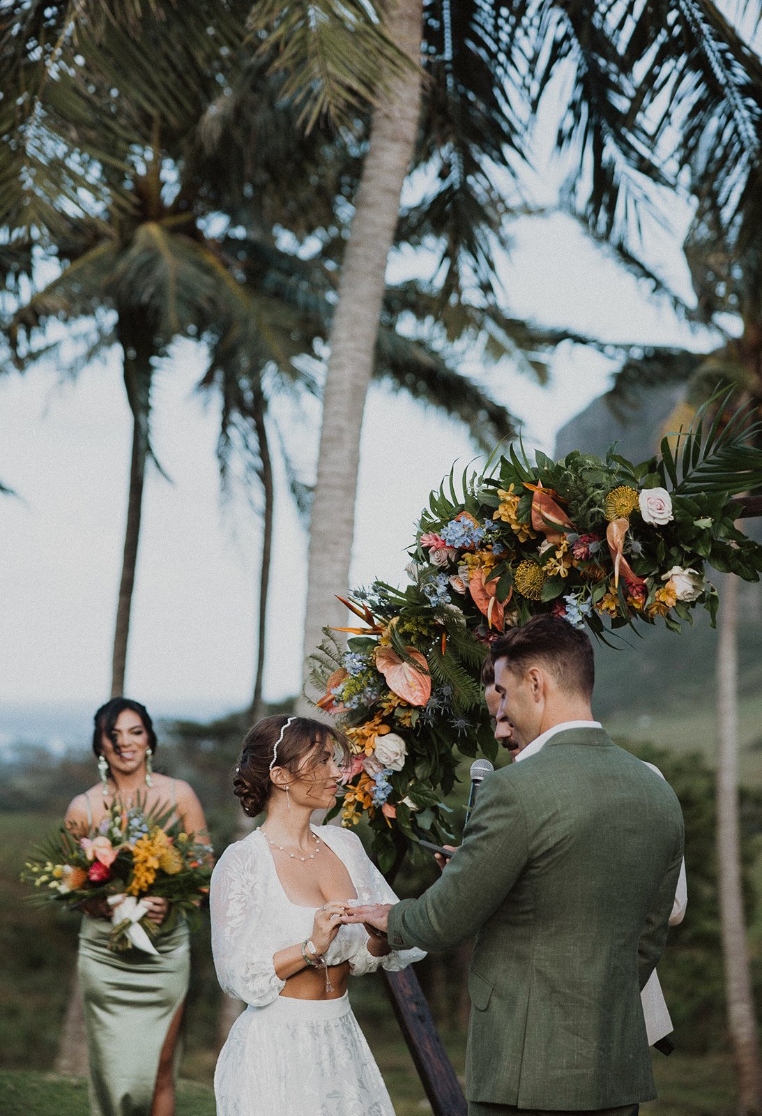 t-s-kualoa-ranch-hawaii-wedding-5210.jpg