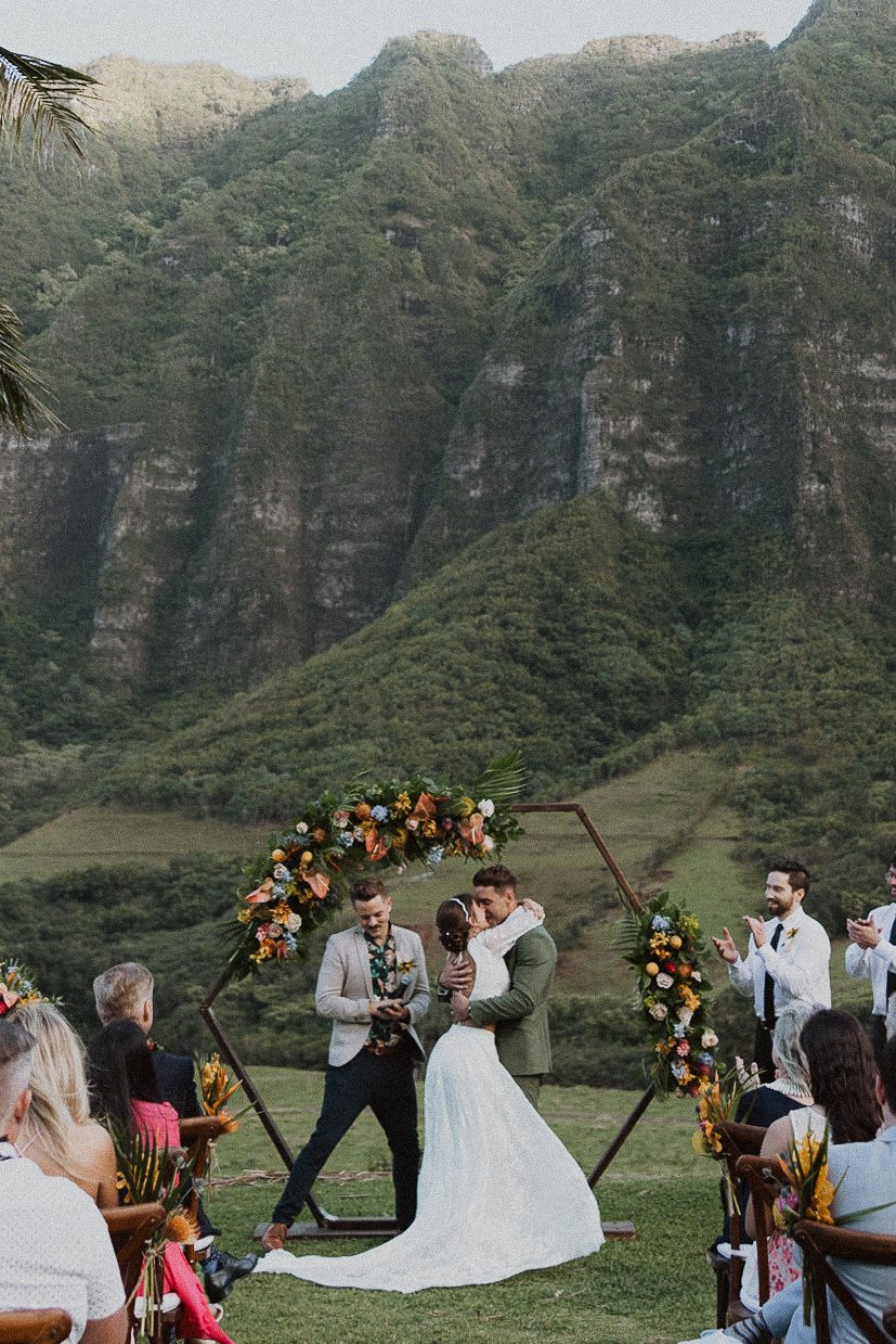 t-s-kualoa-ranch-hawaii-wedding-5292.jpg