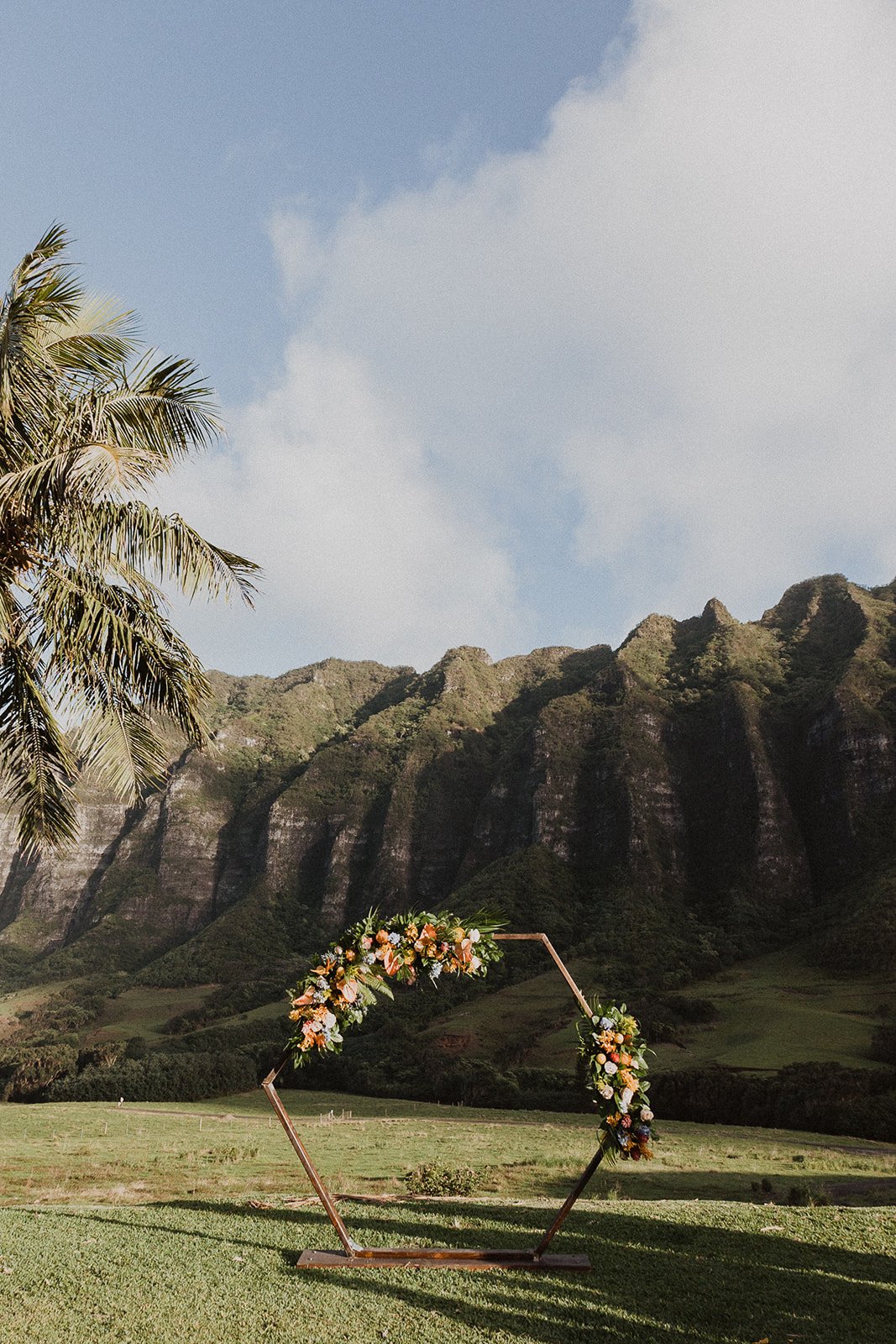 t-s-kualoa-ranch-hawaii-wedding-7568.jpg