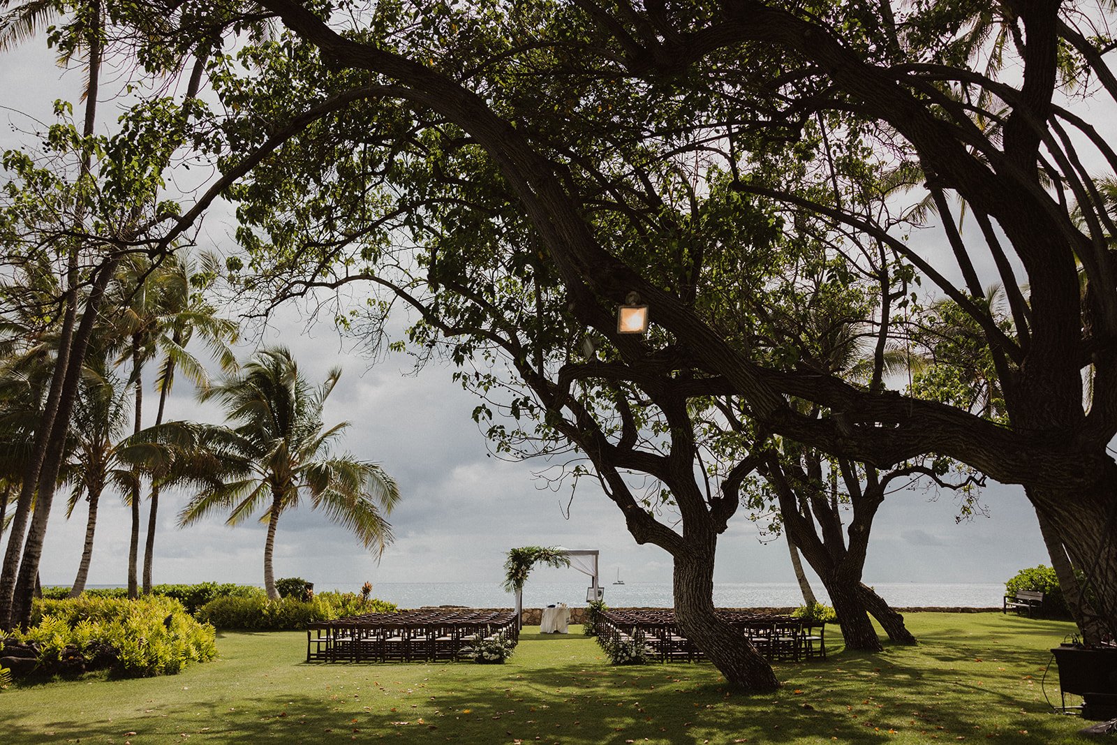 m-s-lanikuhonua-hawaii-wedding-8041.jpg