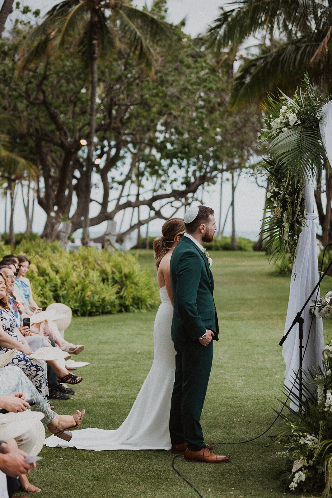 m-s-lanikuhonua-hawaii-wedding-6498.jpg