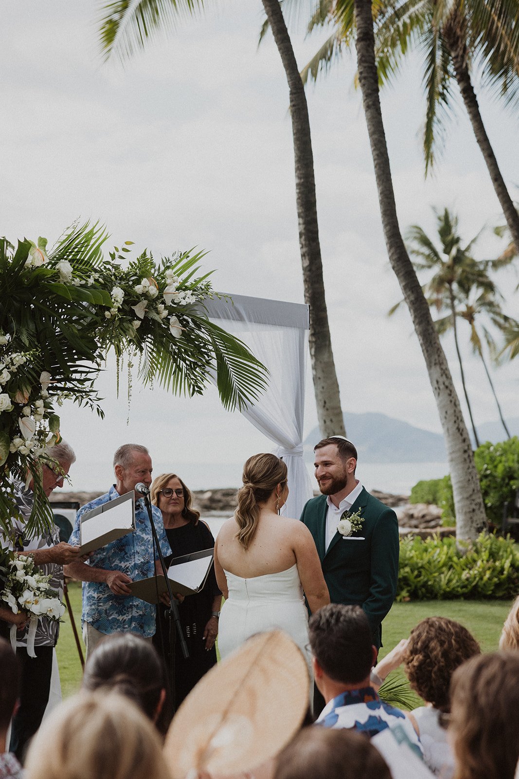 m-s-lanikuhonua-hawaii-wedding-8620.jpg