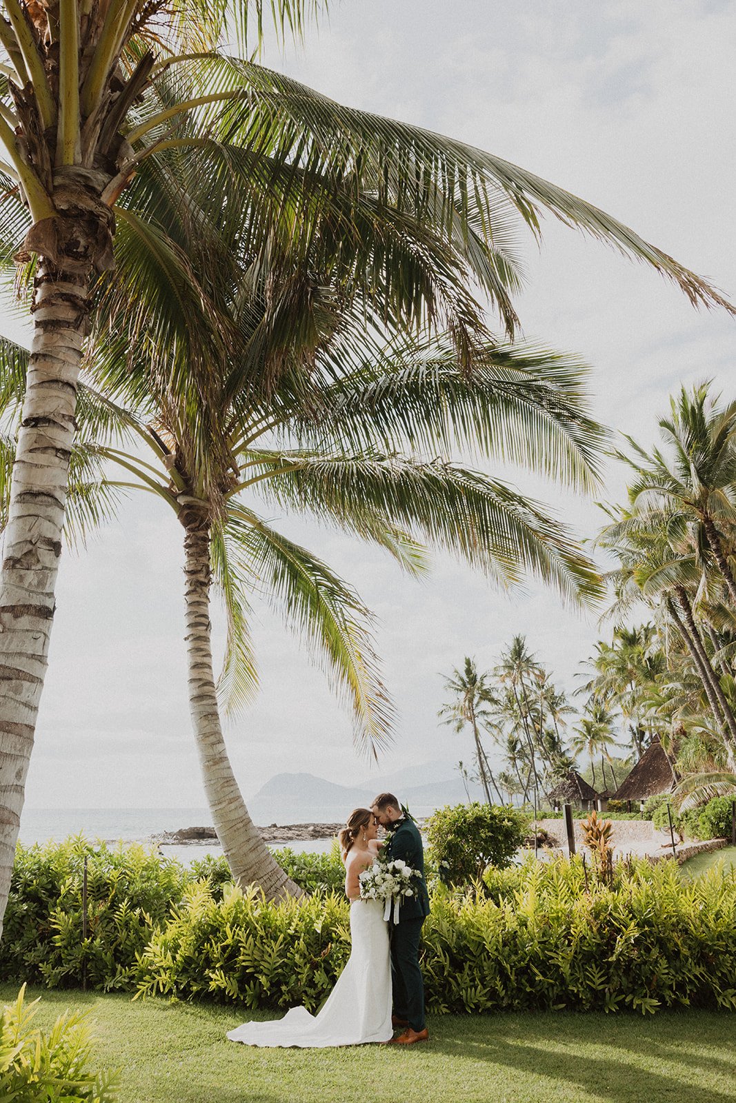 m-s-lanikuhonua-hawaii-wedding-9634.jpg