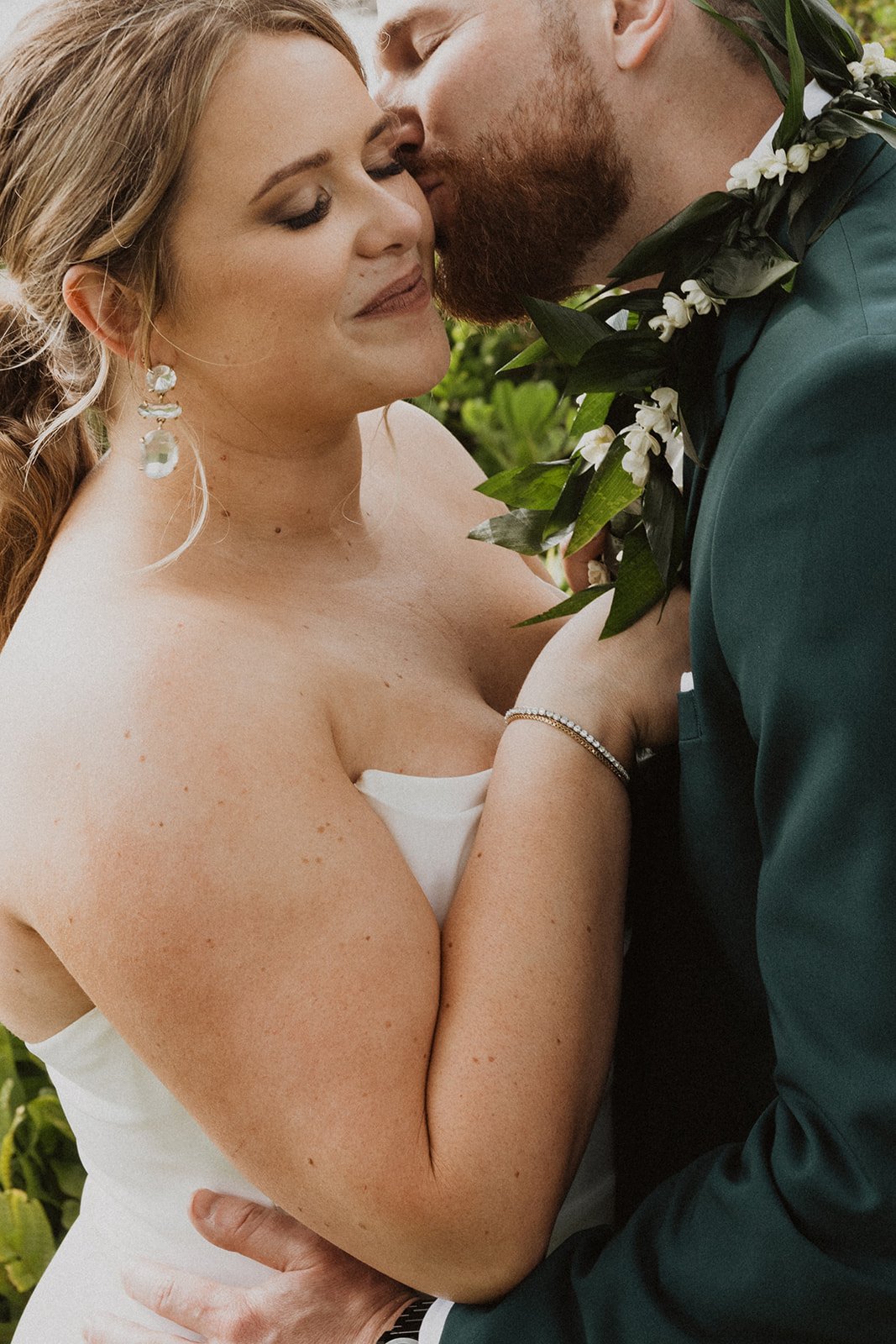 m-s-lanikuhonua-hawaii-wedding-9742.jpg