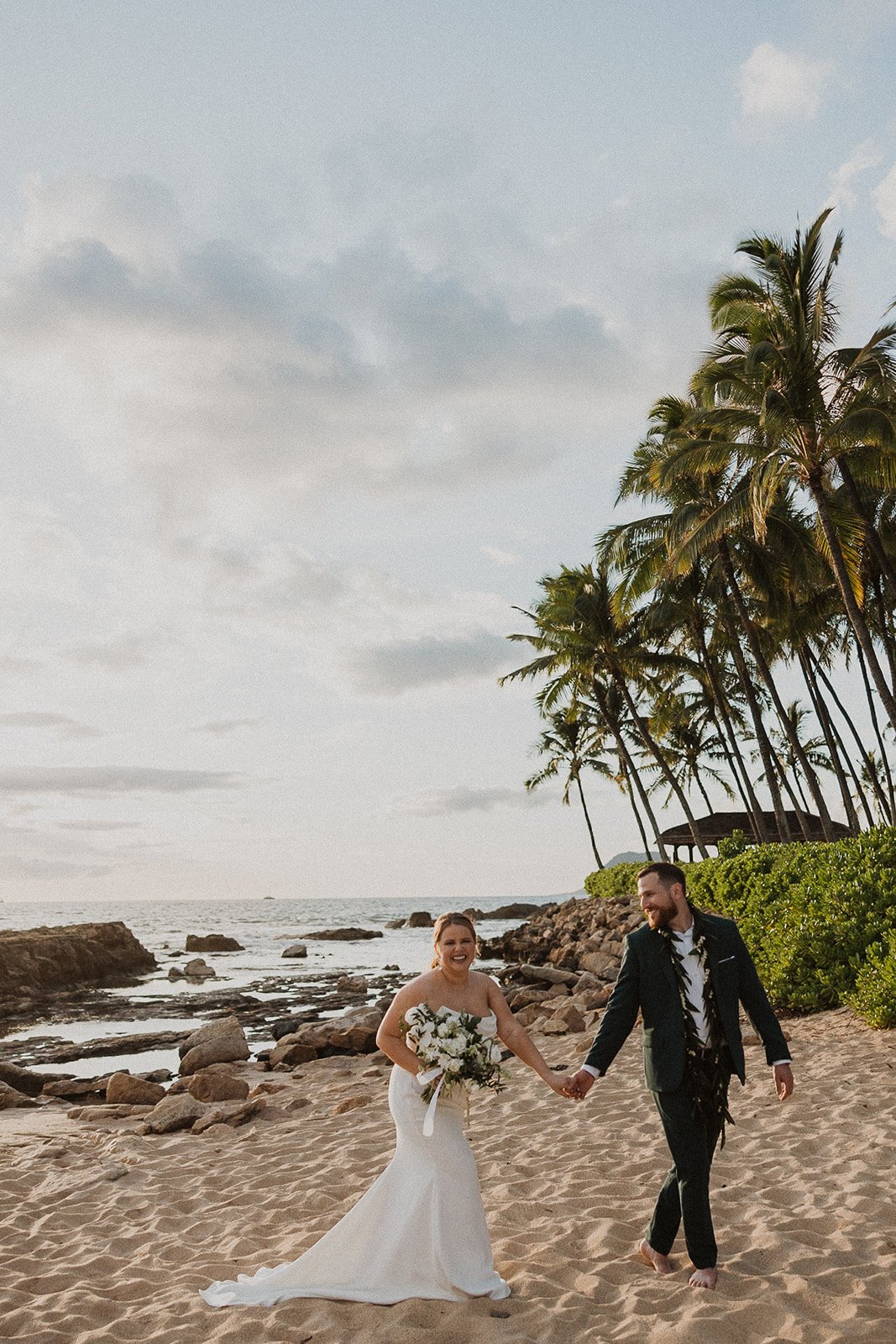 m-s-lanikuhonua-hawaii-wedding-1064.jpg