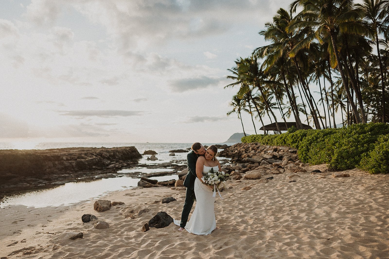 m-s-lanikuhonua-hawaii-wedding-1031.jpg