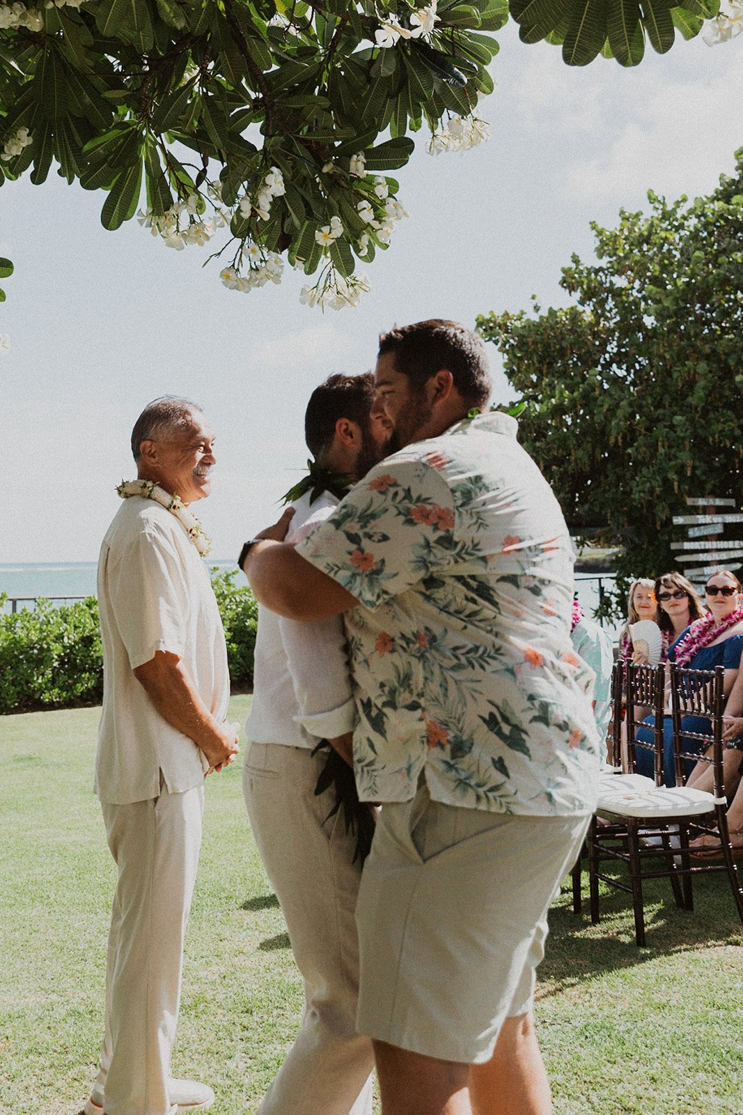 r-s-oahu-hawaii-wedding-7902.jpg