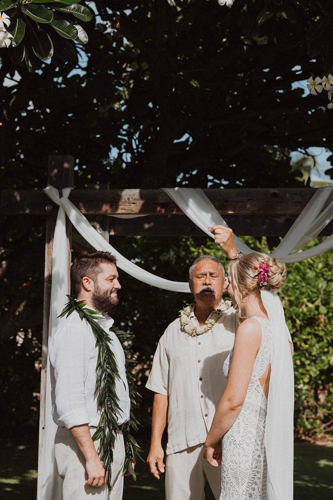 r-s-oahu-hawaii-wedding-8046.jpg