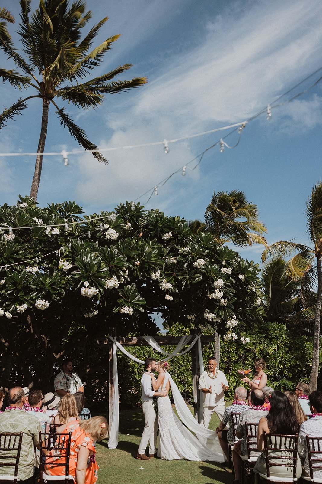 r-s-oahu-hawaii-wedding-3145.jpg