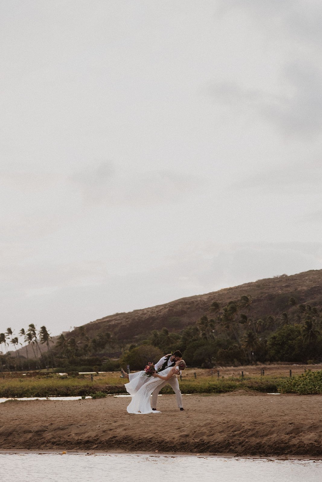 r-s-oahu-hawaii-wedding-4832.jpg