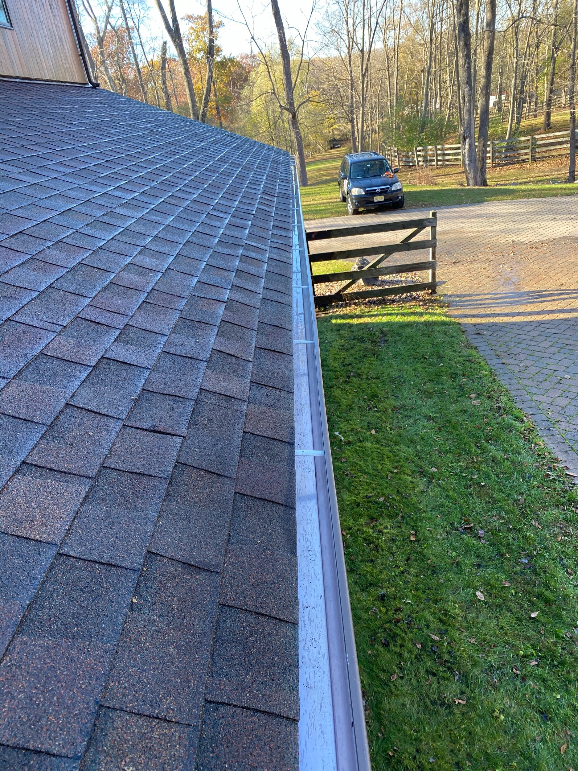 clean roof and gutters