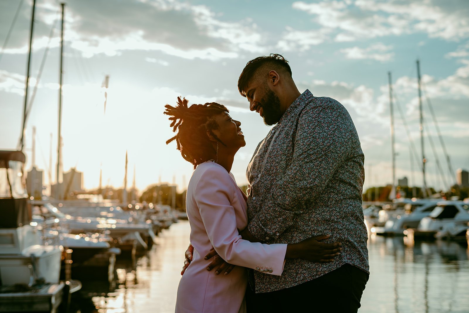 chicago-wedding-photographer-engagement-session-at-lakefront-3.jpg