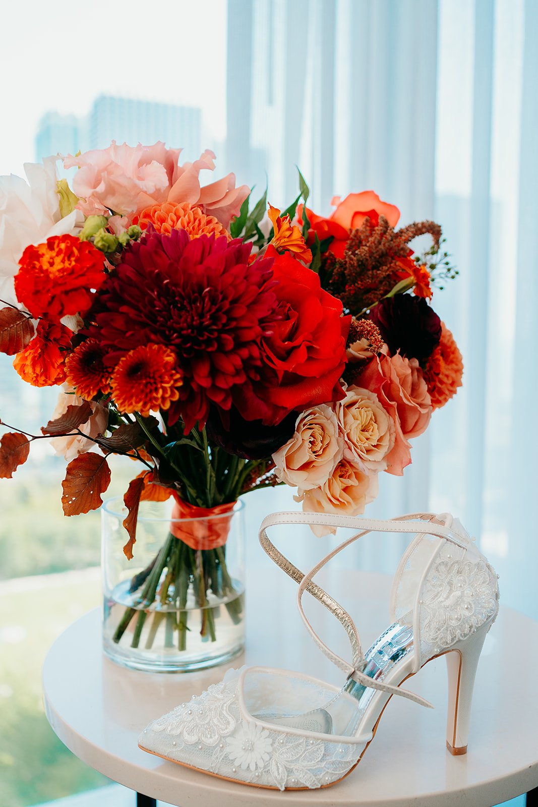 chicago-wedding-photographer-party-wedding-at-trigger-22.jpg