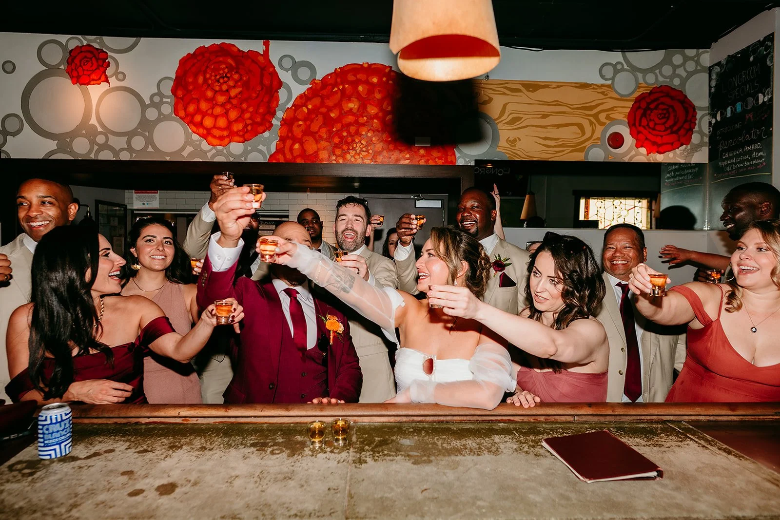 chicago-wedding-photographer-party-wedding-at-trigger-101.jpg