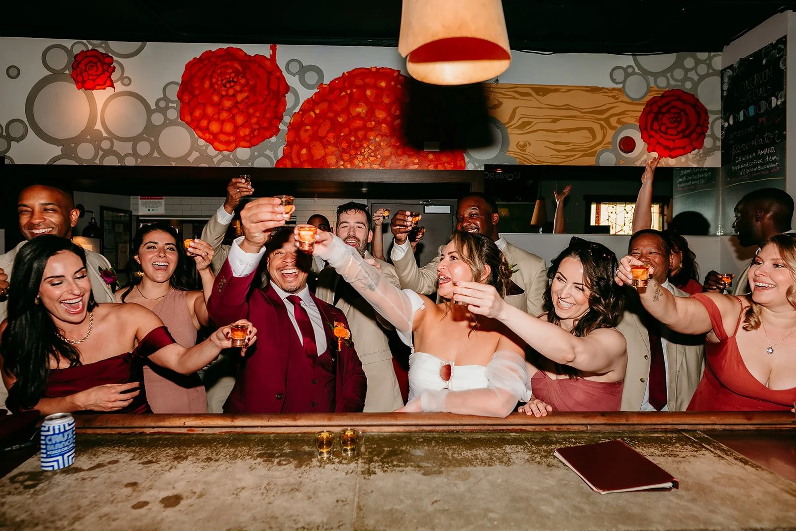 chicago-wedding-photographer-party-wedding-at-trigger-102.jpg