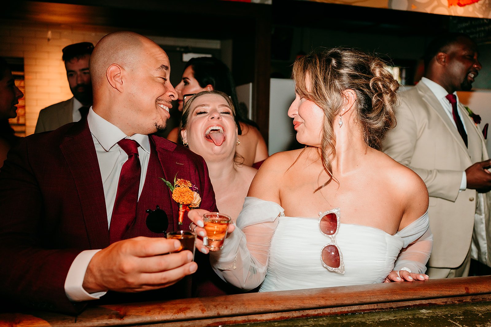 chicago-wedding-photographer-party-wedding-at-trigger-103.jpg