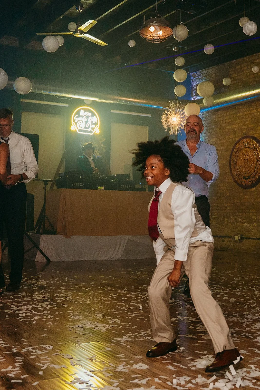 chicago-wedding-photographer-party-wedding-at-trigger-167.jpg