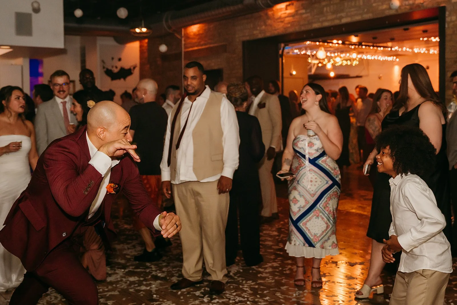 chicago-wedding-photographer-party-wedding-at-trigger-175.jpg