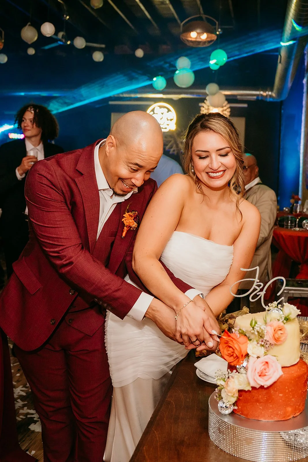 chicago-wedding-photographer-party-wedding-at-trigger-176.jpg