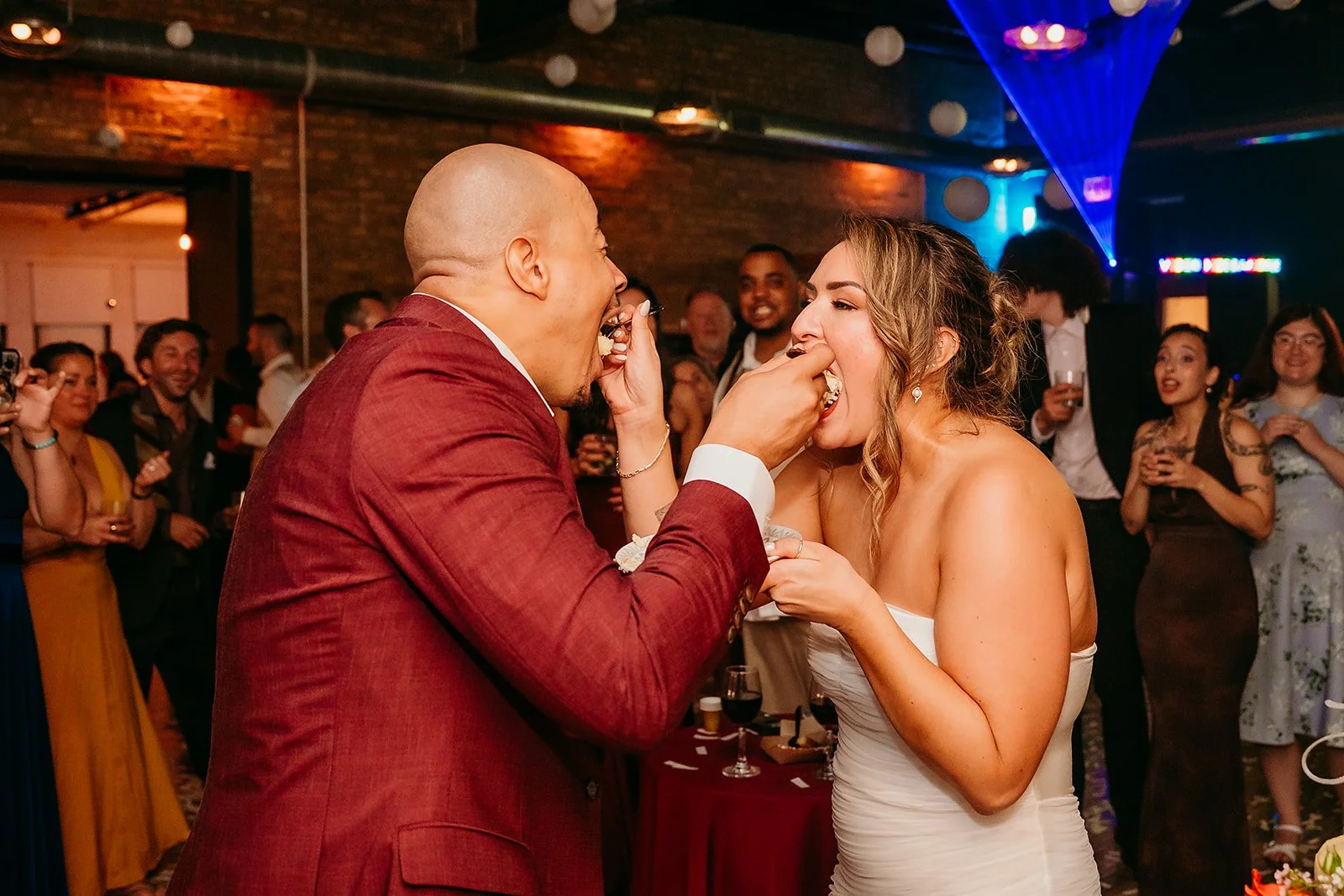 chicago-wedding-photographer-party-wedding-at-trigger-178.jpg