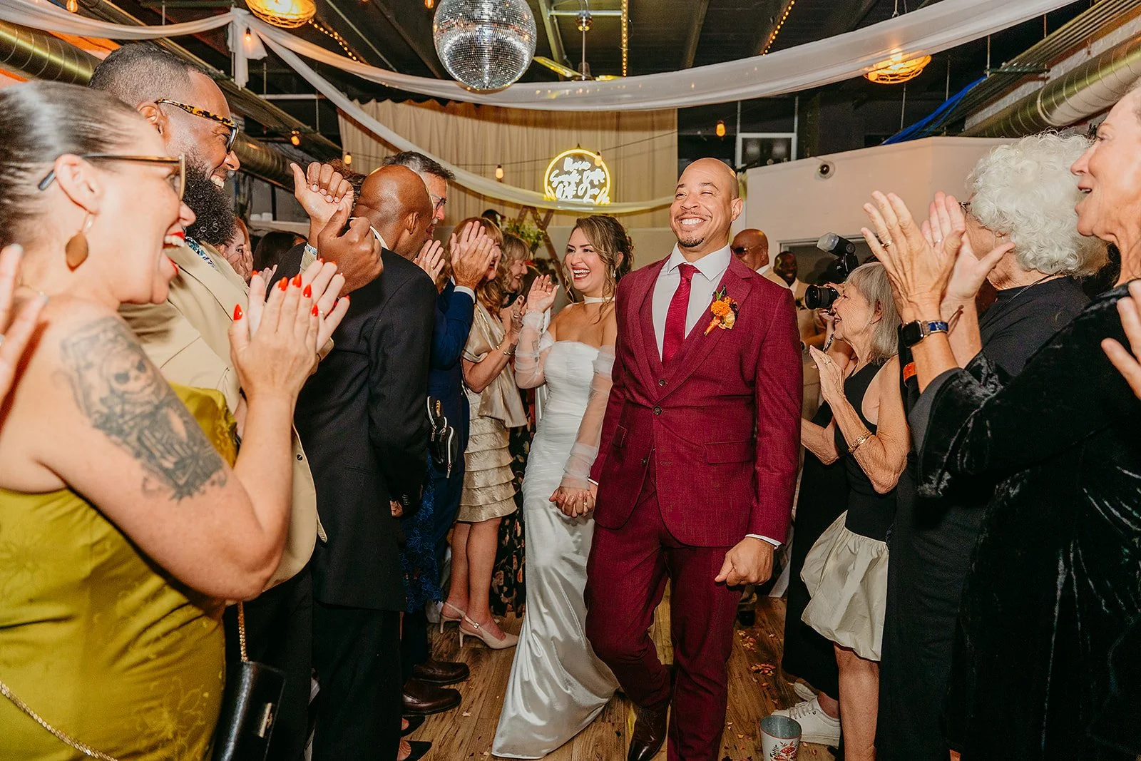 chicago-wedding-photographer-party-wedding-at-trigger-156.jpg
