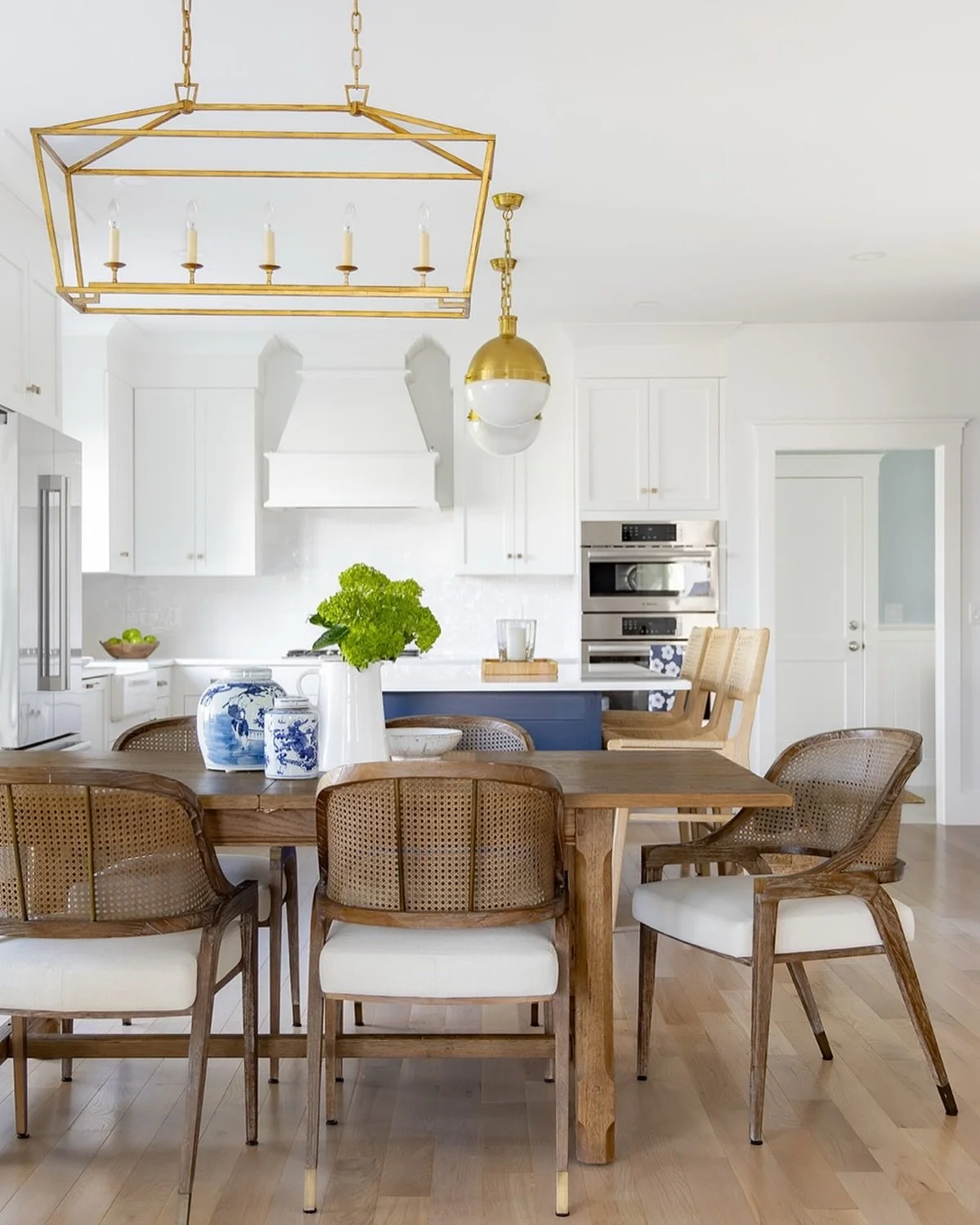 Recent project at The Pinehills

Interior Design @Wendyhcallahan
Design Assistance @emilyfee.interiors 
Builder @whitmanhomes 
Photography @marinaporl