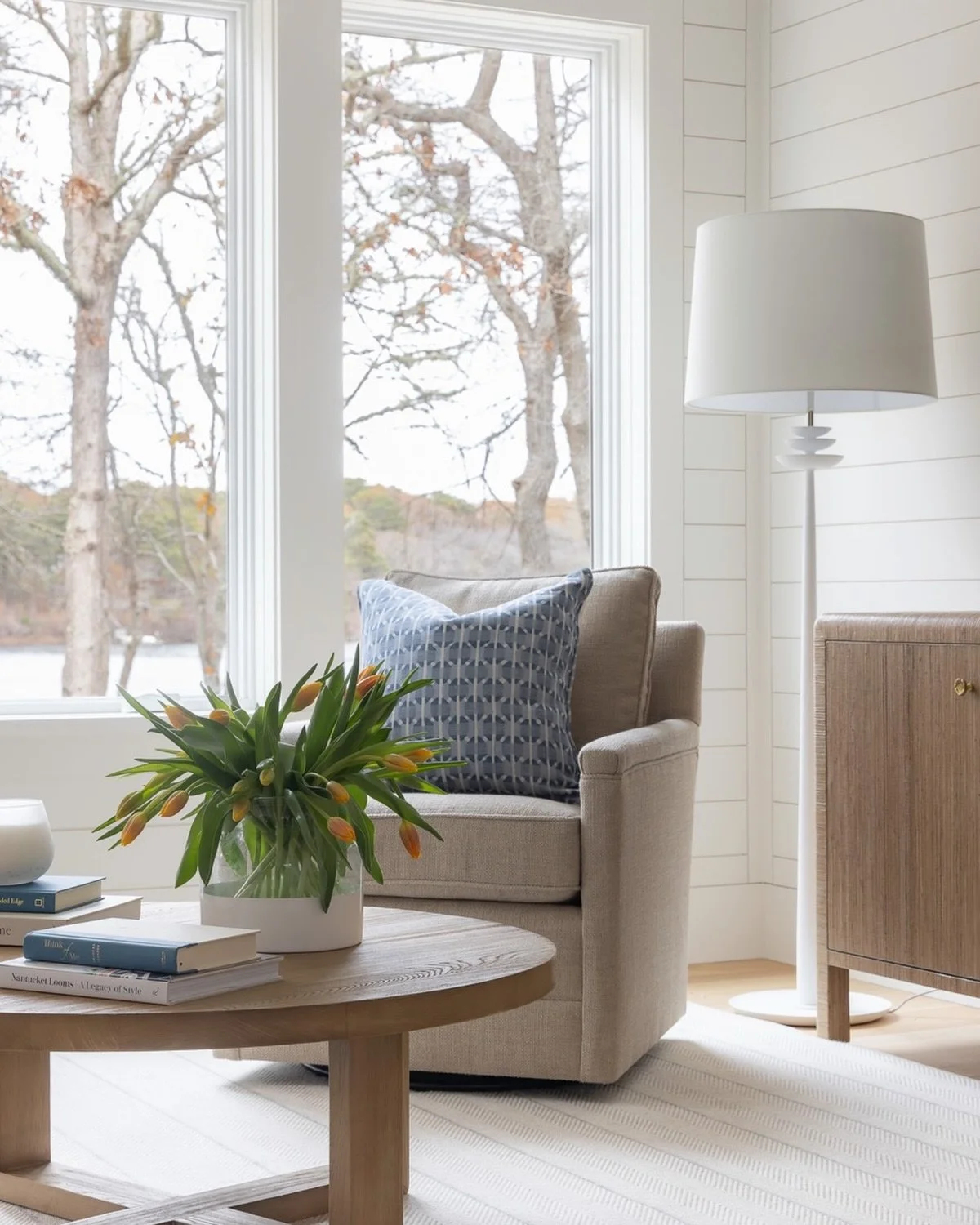 Can't wait to start sharing the photos from our Harwich Family Compound project! 

Interior design @wendyhcallahan and @amymorganinteriordesign 
Design Assistance @emilyfee.interiors 
Contractor @tfc.homes 
Photography @marinaporl