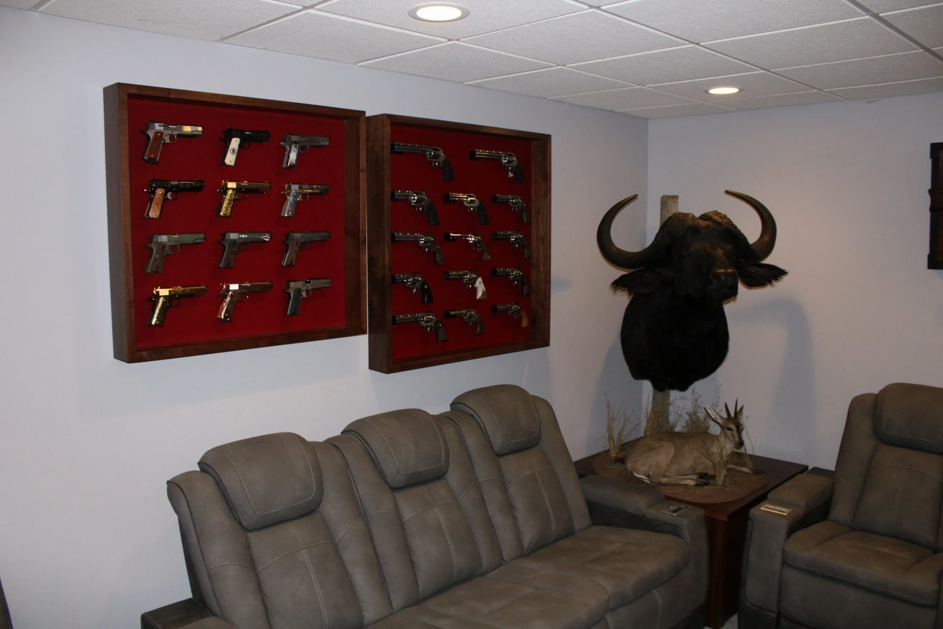 Custom Gun Room (3).JPG