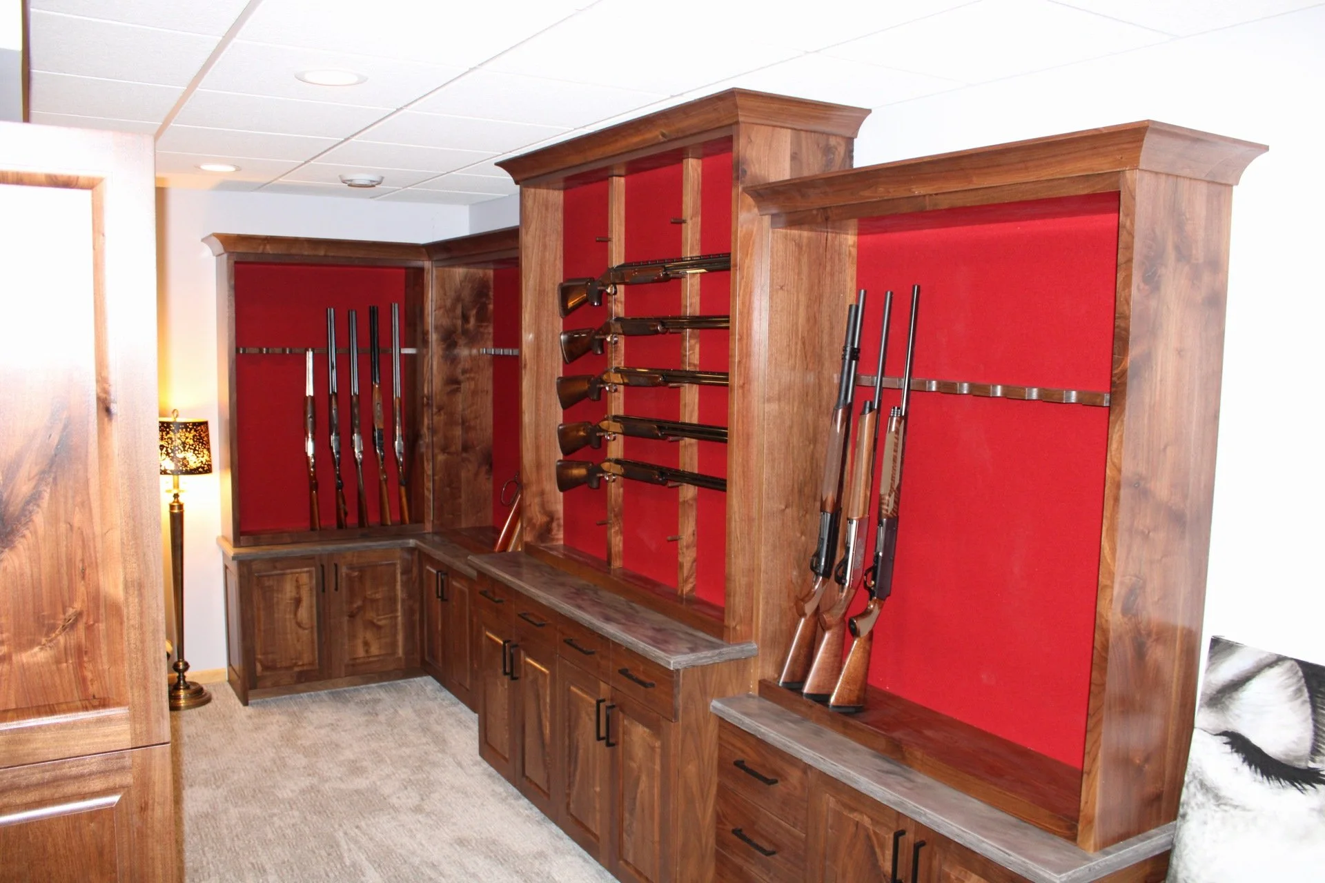 Custom Gun Room (2).JPG
