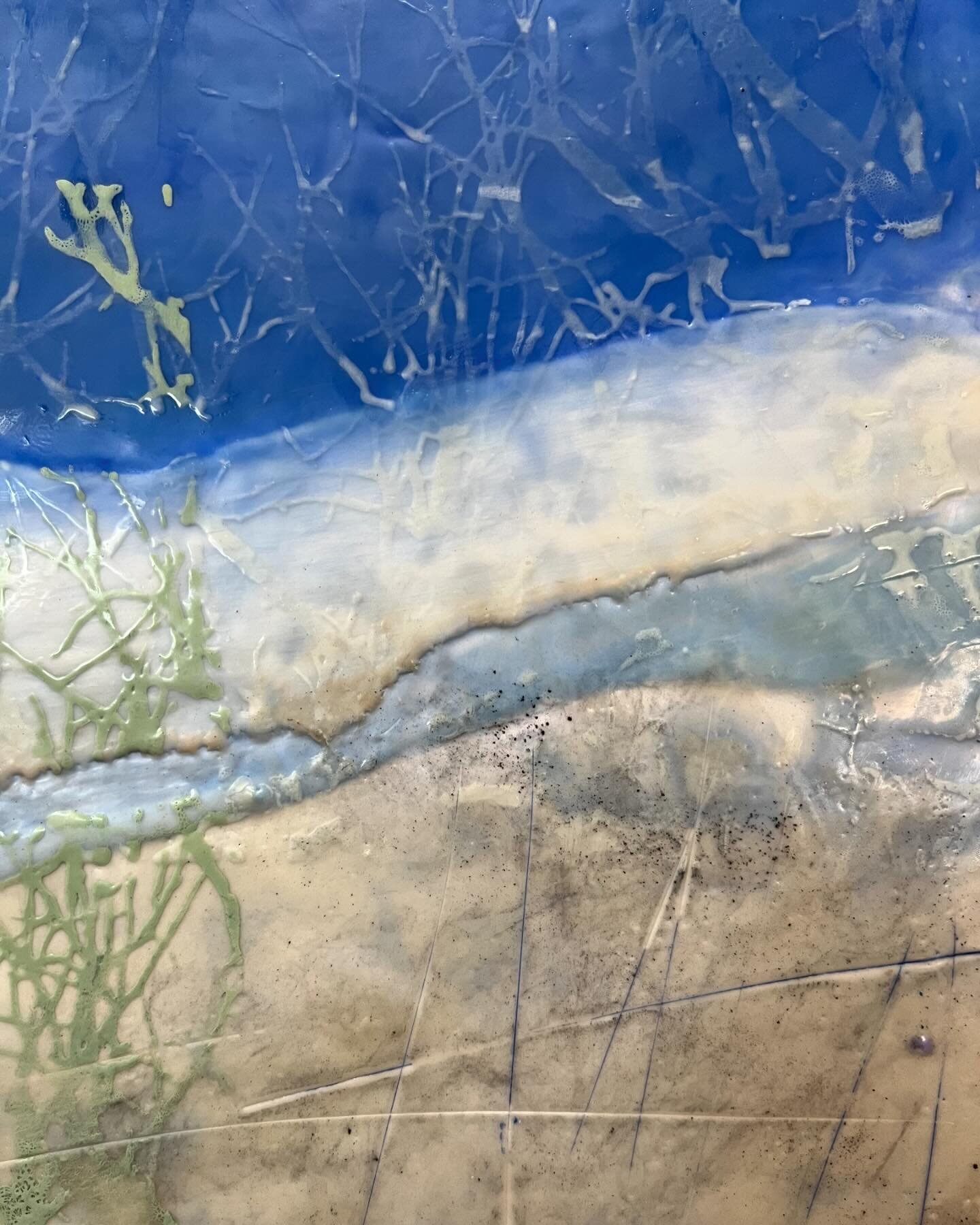 A couple more details from a new painting. I&rsquo;m finally satisfied after a few tweaks. The idea of the water&rsquo;s edge intrigues me as a place of mystery.#encausticpainting #encausticmixedmedia #abstractlandscape #earthbased #watersedge #chica