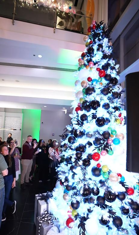 How to Put on the Perfect Tree Lighting Ceremony