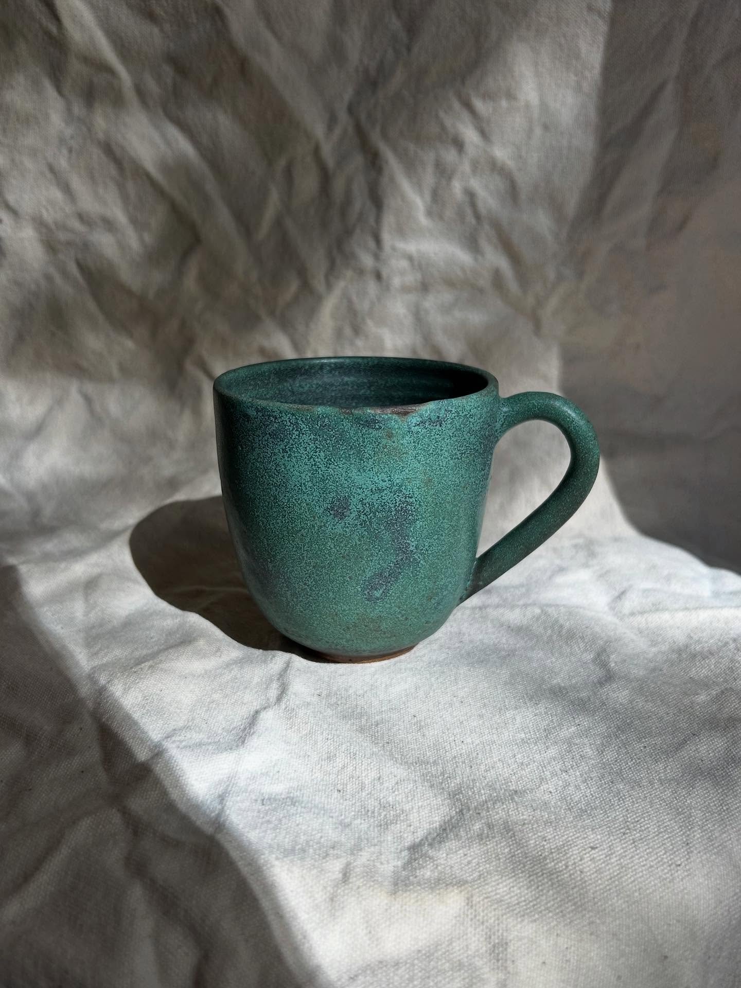 Espresso cups in our core colorways - Copper Patina, Deep Sea Algae and Antique Opal

Which one would you grab to start your week? 

#mug #mugshotmonday☕️