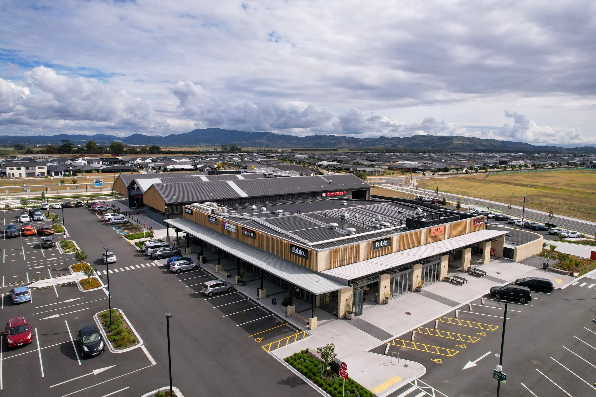 NEW WORLD -THE SANDS