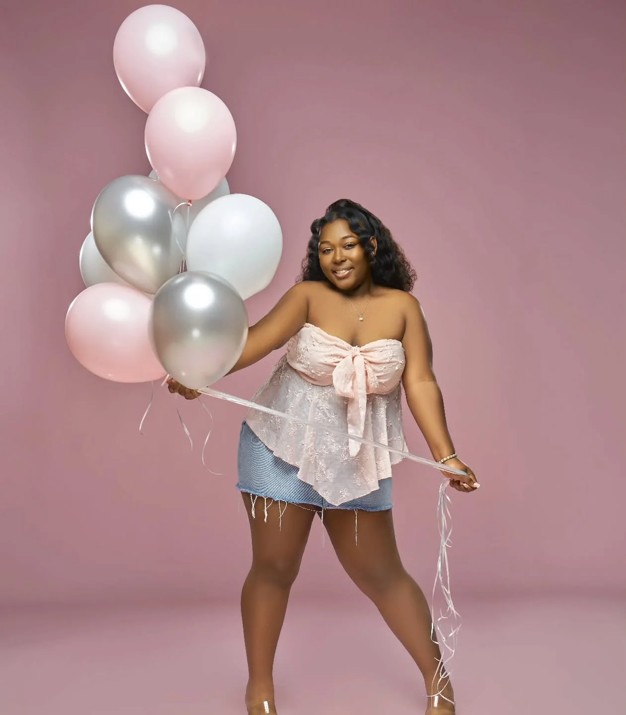 | Sweet 16 Tresses 💞🫶🏽😍
&bull;
&bull;
&bull;
Hair Deets: @bexquisitetresses
~ Collection: Luxe Collection 
~ Texture: Curly