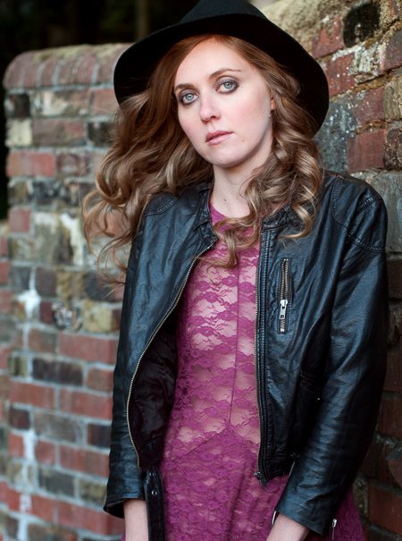 021-woman-posing-in-hat-lifestyle-apparel-photoshoot.jpg