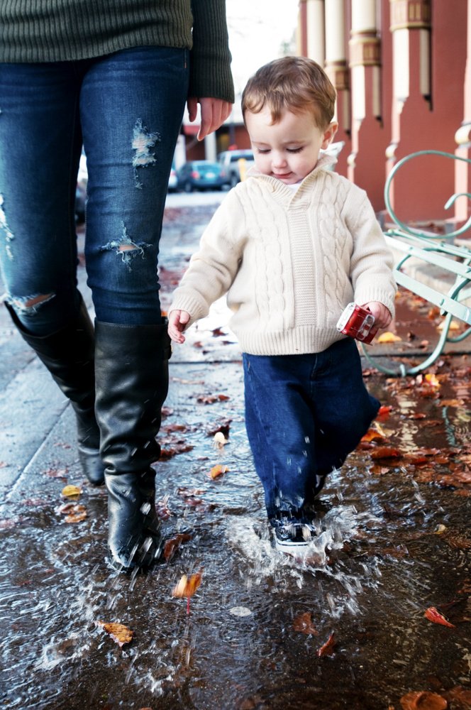 40-toddler-walking-through-professional-kids-portraits.jpg