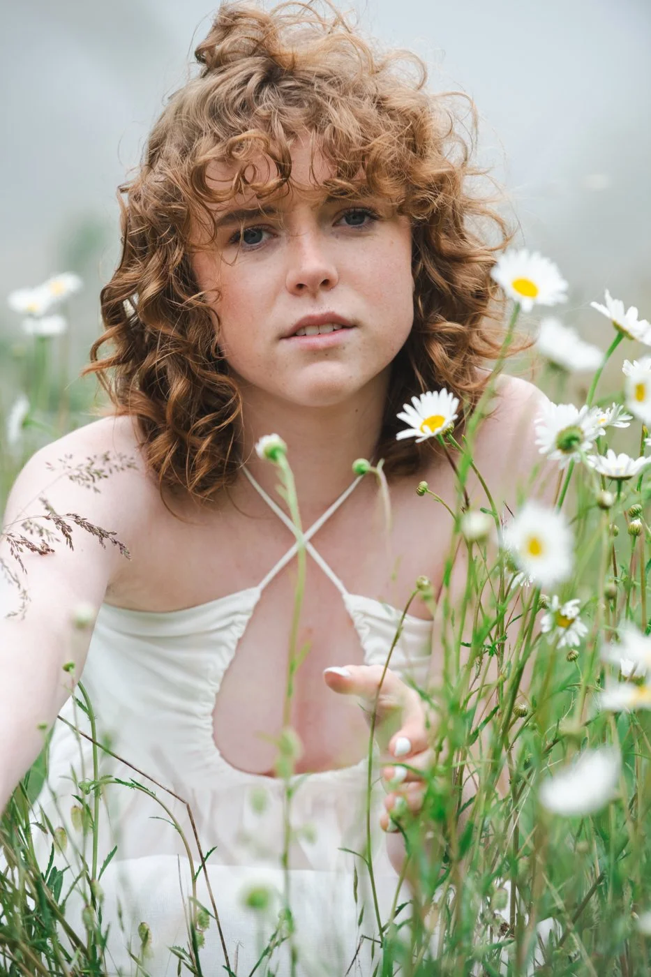 009-woman-with-curly-hair-editorial-fashion-photography.jpg