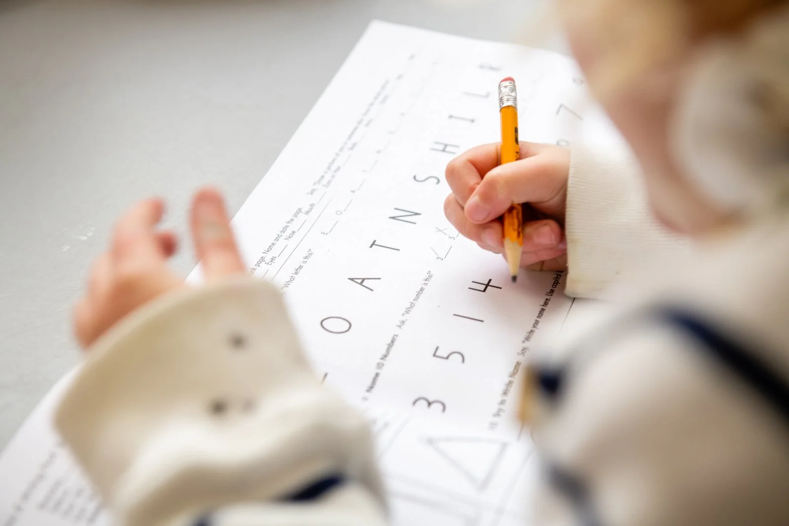 042-close-up-child-writing-preschool-photographer.jpg