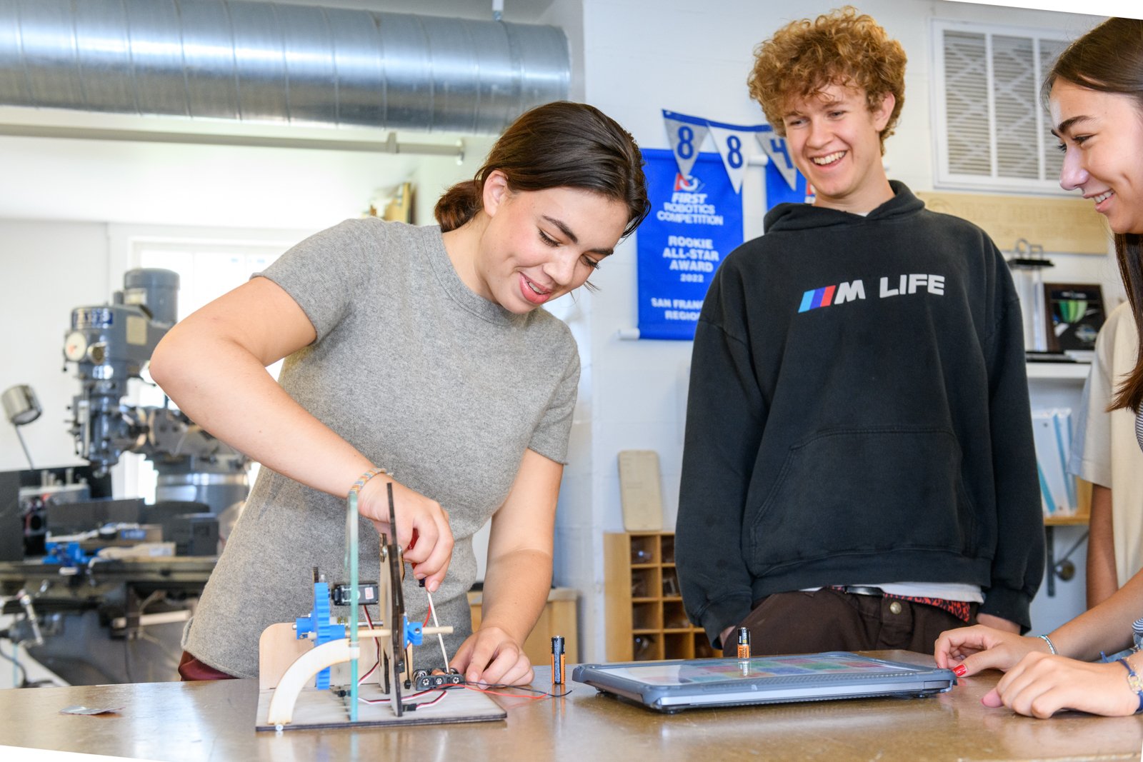 016-teenagers-building-small-classroom-action-shots.jpg