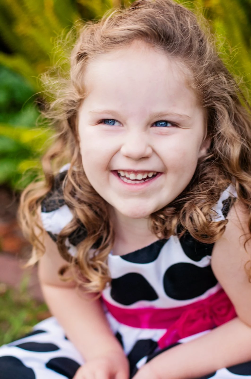 15-little-girl-with-curly-kids-headshot-photographer.jpg