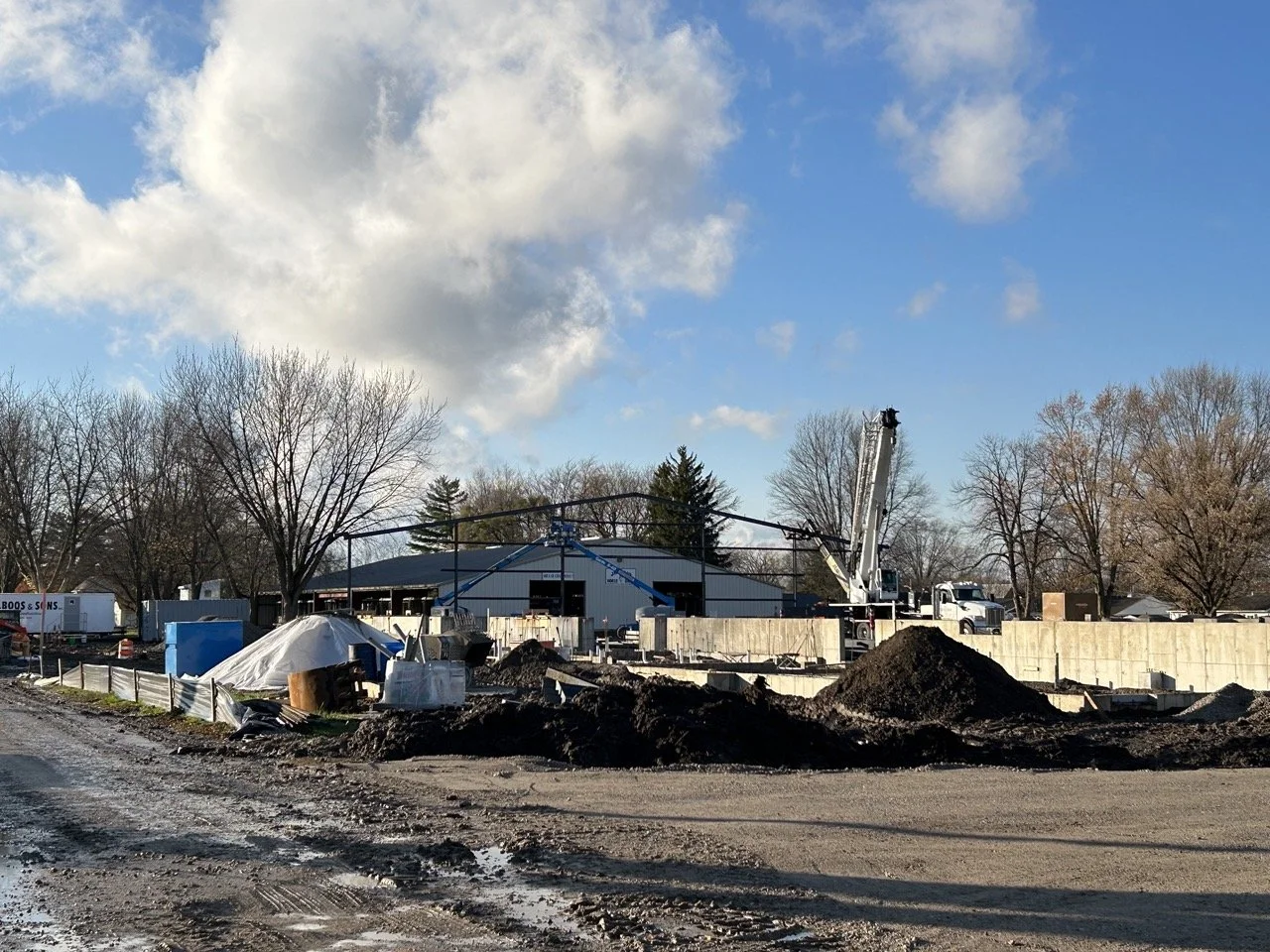 Crane arrives on site!