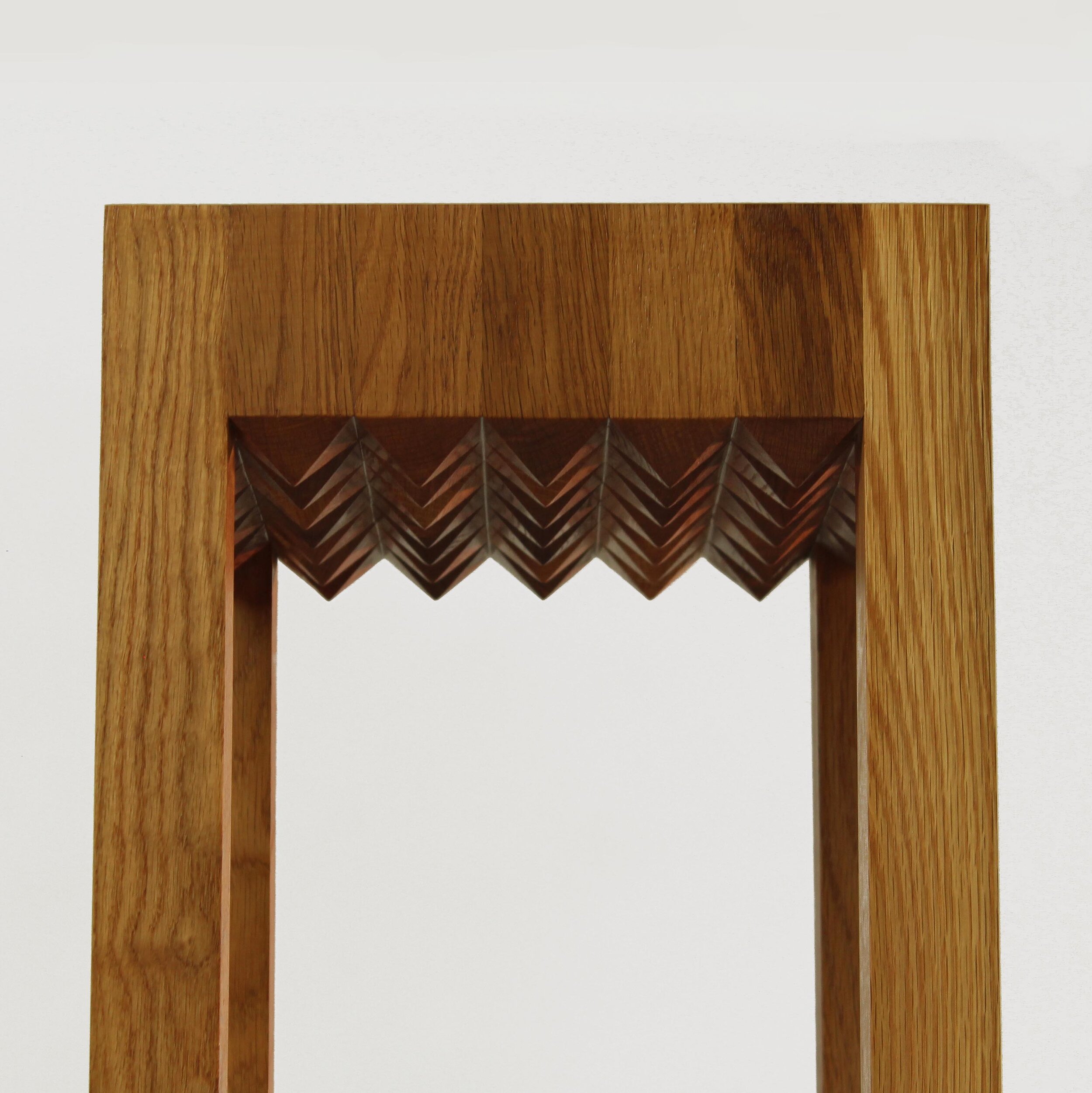 PEDESTAL VERTICAL.jpg