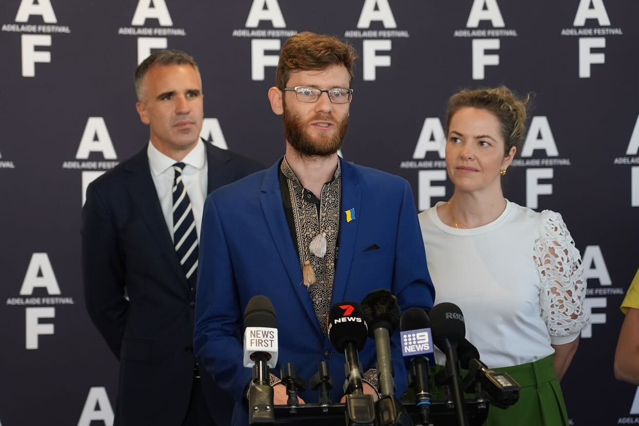 As Little Amal arrived today in Adelaide, the Premier and I stood with Ukrainian refugee Stefan and his family to announce a support package for new arrivals fleeing conflict, including those from Gaza. 

This State Government support package include