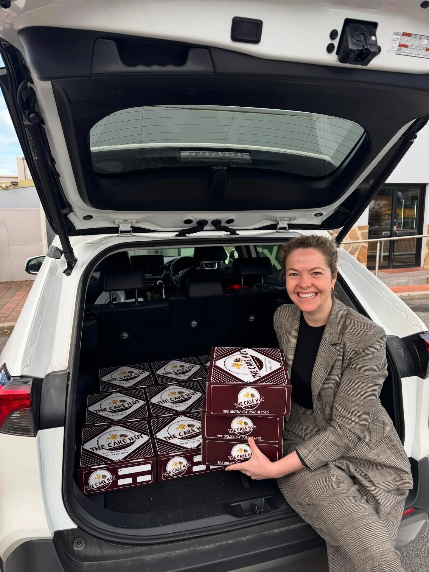 It&rsquo;s Support Staff Week of Action! 💪

Thank you to all the support staff who keep our schools working smoothly and manage to stay calm amongst the chaos!

Delivering yummy The Cake Hut cakes for support staff at our locals schools was extra fu