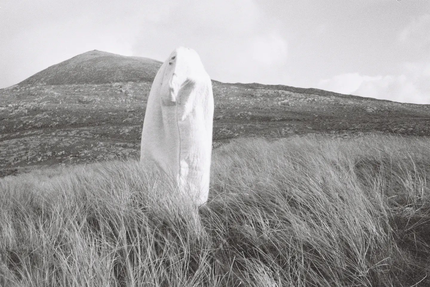 The wandering wombs (first iteration), Machlag on tour, sculptures worn on Luskentyre beach, Isle of Harris, 2019.
