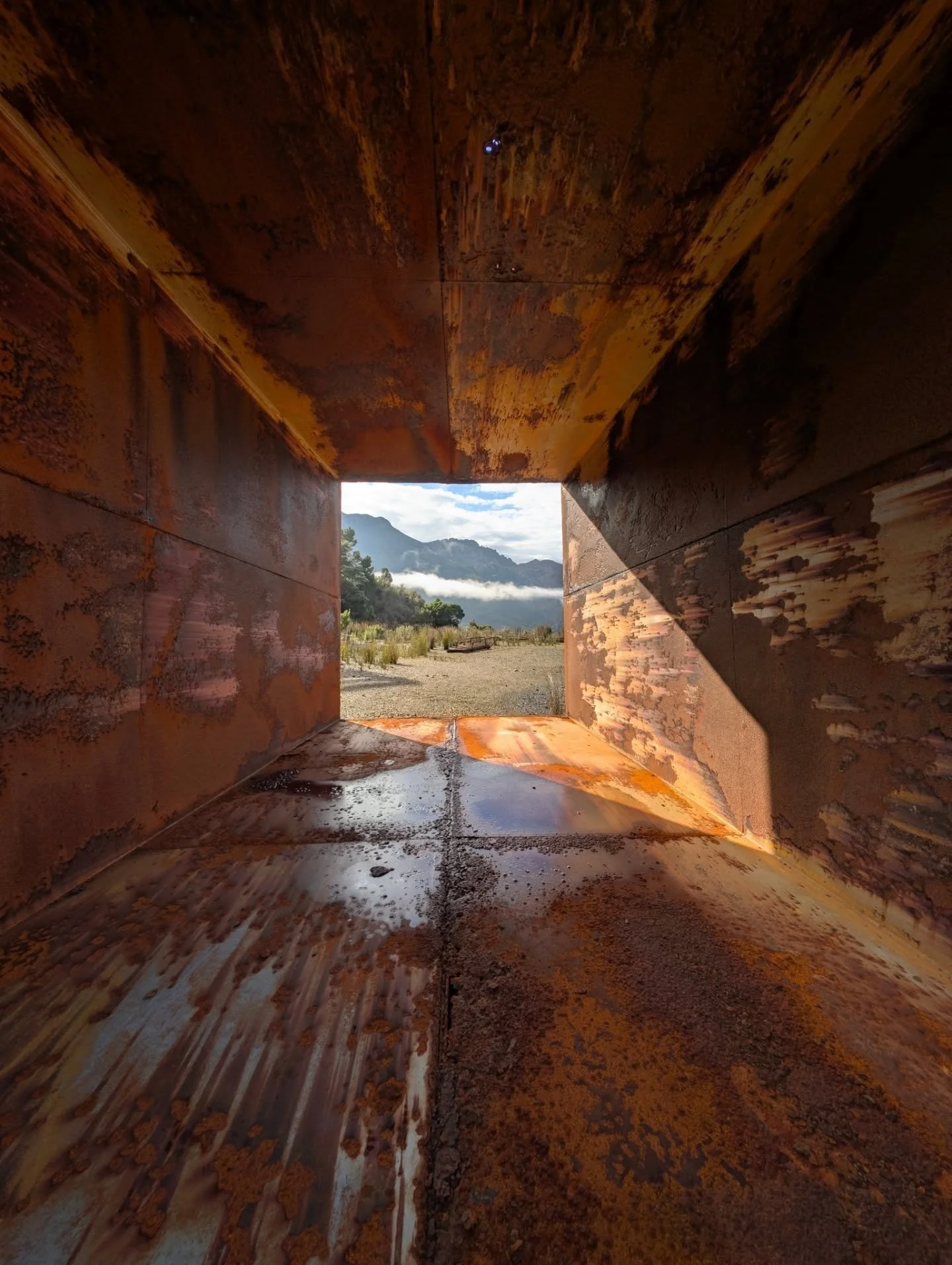 The portal 

#extractiveindustries #ecologicalgrief #artresidency #moonscape #threshold