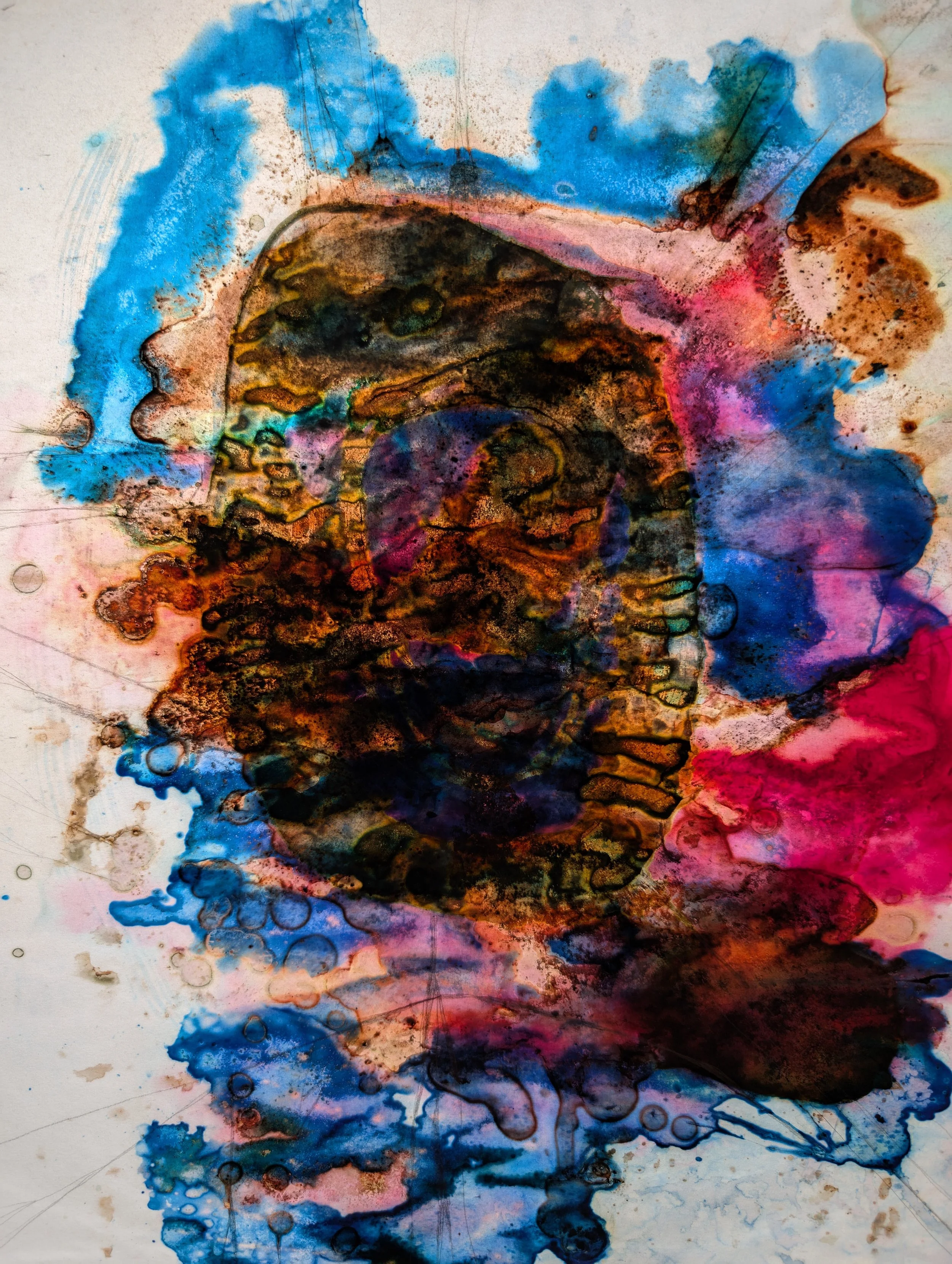 Whole artwork illuminated by natural light 