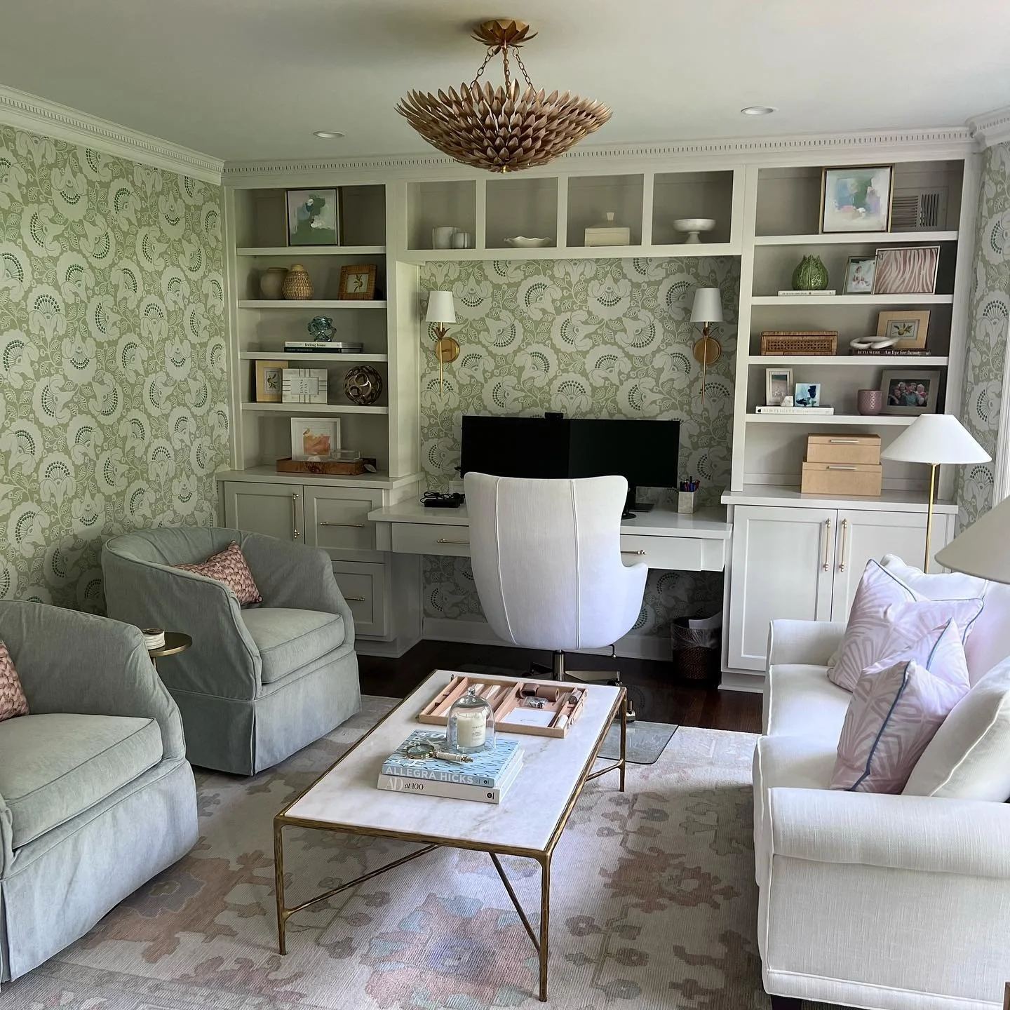 love love when clients become friends and homes become projects that we slowly work on for years. doesn&rsquo;t hurt that this client has my maiden name first and last ☺️ @catherinehross

office transformation. after :: before. next up, art!!!